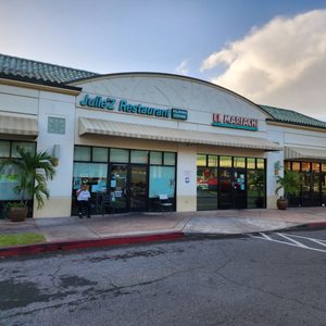 Julie'Z Restaurant